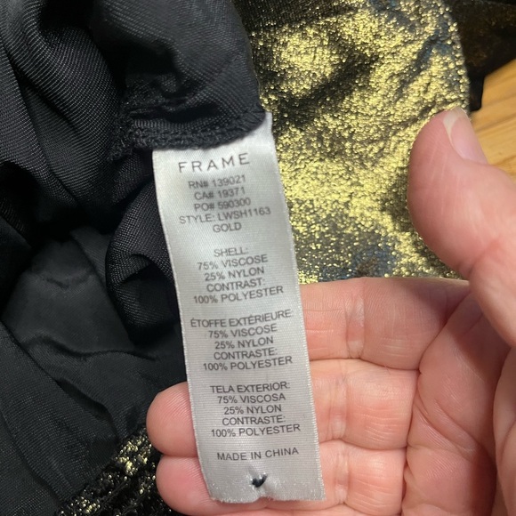 GUC Frame-Shimmering metallic velvety fabric Blouse. Size L - Picture 6 of 8